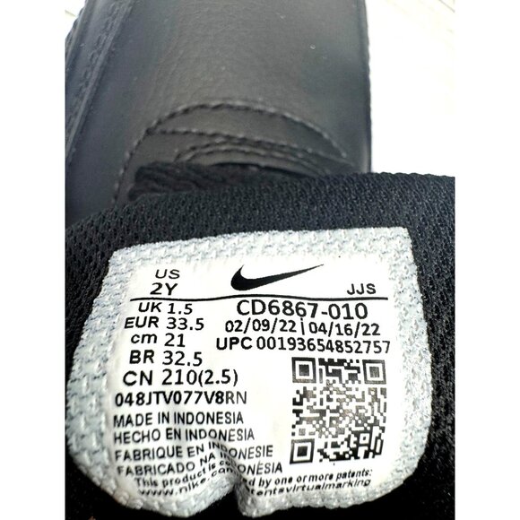 Nike Air Max 90 Black/White Sneakers Youth Cross-Training Athletic Shoes - Picture 13 of 13